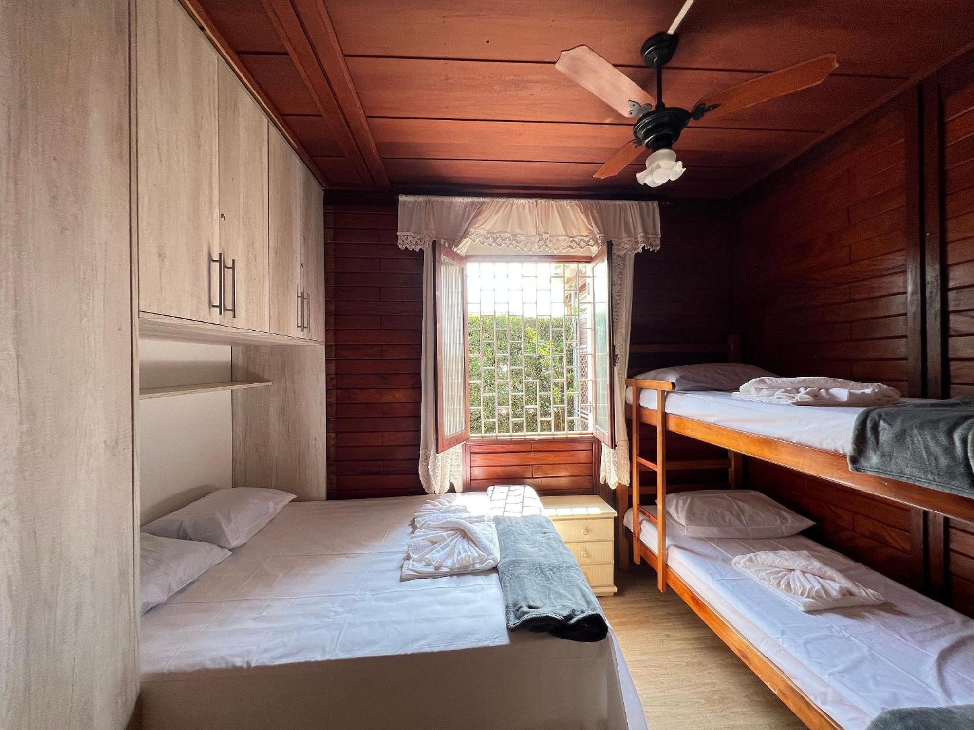 Casa Agradavel Com Piscina, A Poucos Passos Da Praia Peruíbe Екстериор снимка