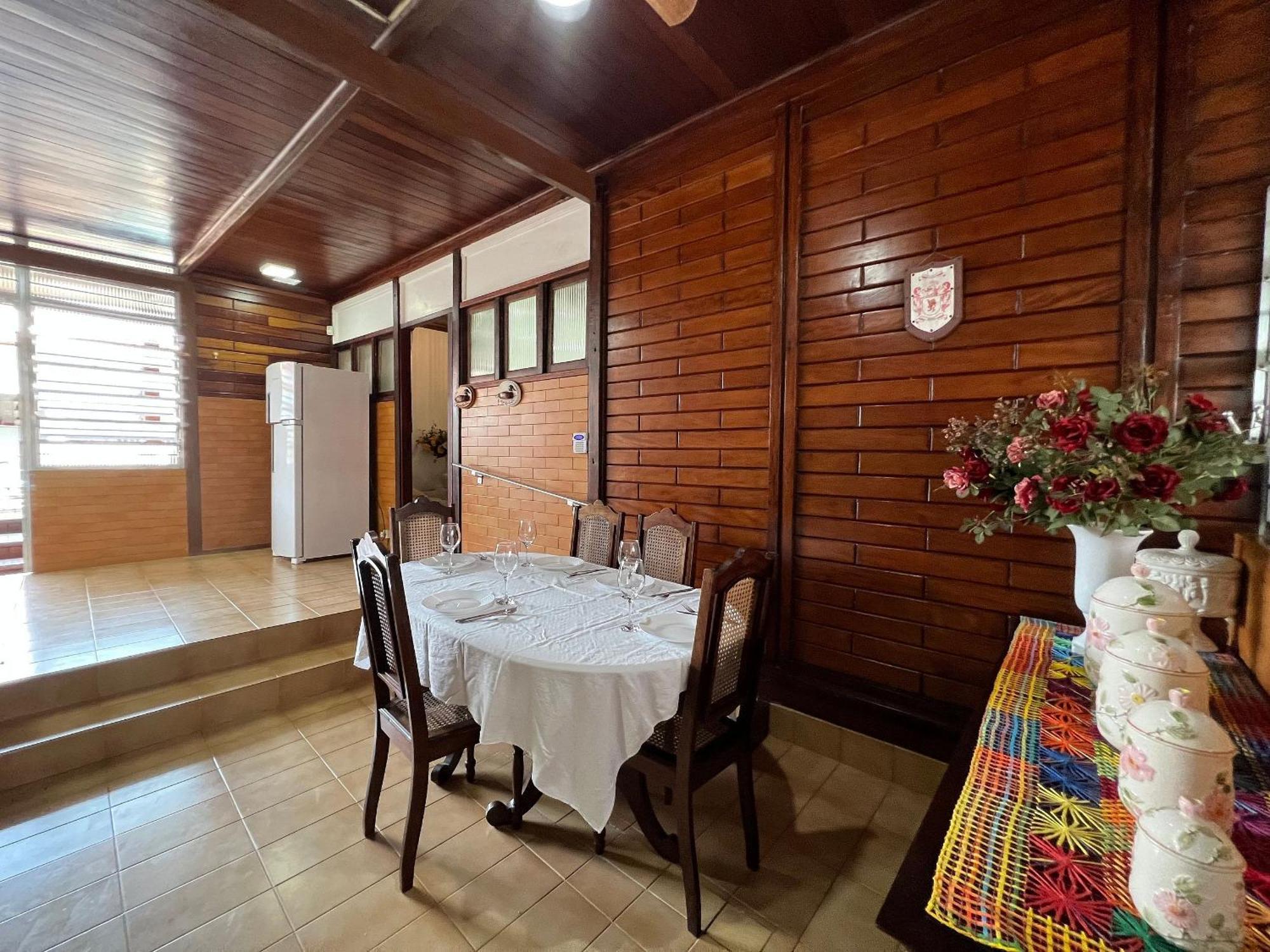 Casa Agradavel Com Piscina, A Poucos Passos Da Praia Peruíbe Екстериор снимка