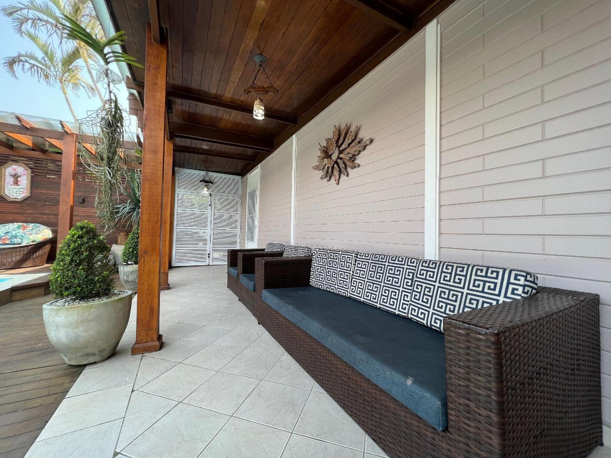 Casa Agradavel Com Piscina, A Poucos Passos Da Praia Peruíbe Екстериор снимка
